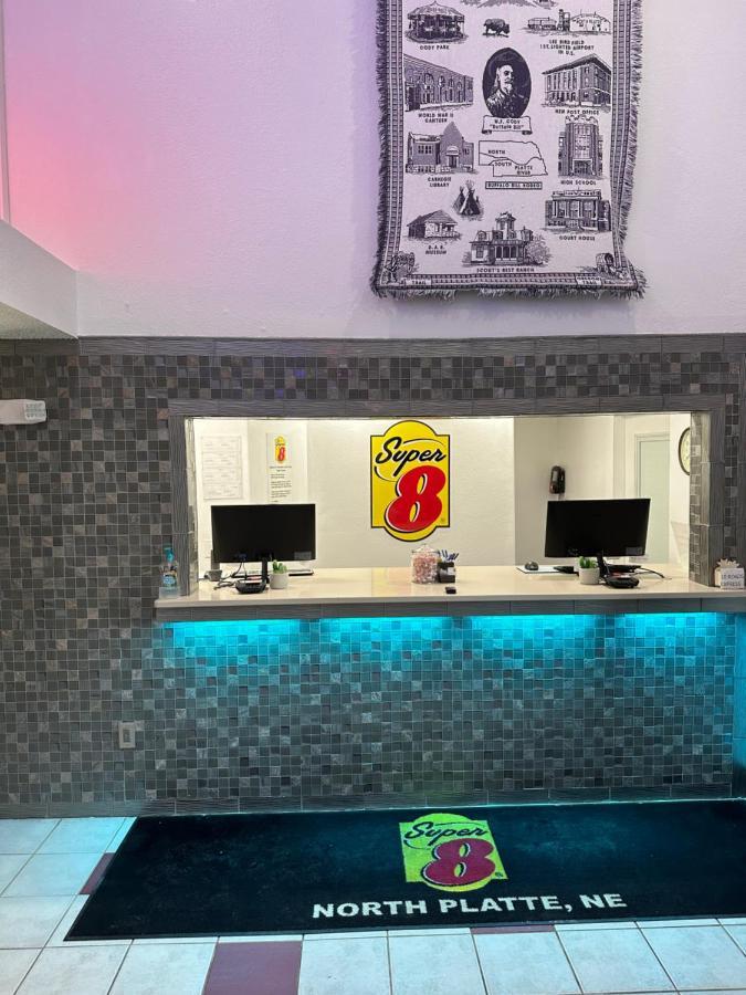 במוטל Super 8 By Wyndham נורת' פלאט מראה חיצוני תמונה