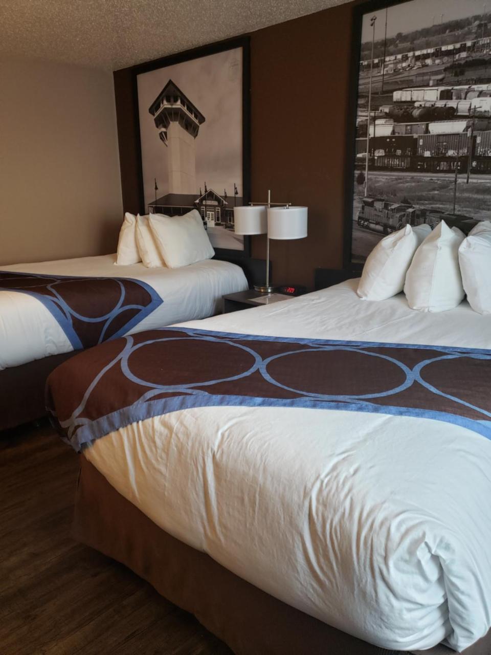 במוטל Super 8 By Wyndham נורת' פלאט מראה חיצוני תמונה